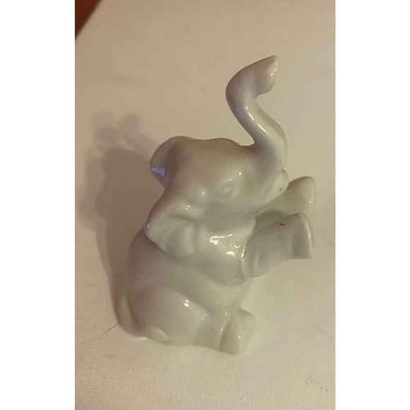 Vintage Porcelain Mother Elephant‎ and babies - Picture 5 of 11